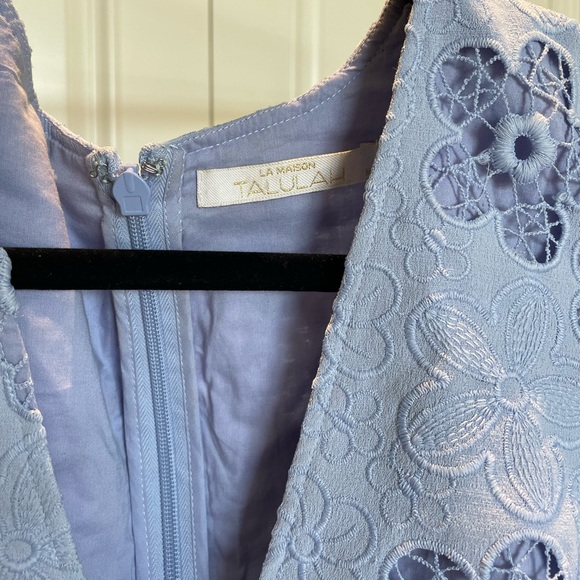 La Maison TALULAH Mini Formal Dress - Picture 6 of 6